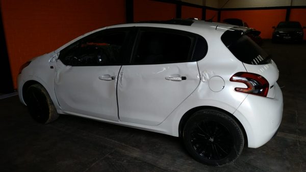 Peugeot-208-Sport-2017 marca auto peças