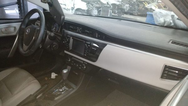 Toyota Corolla XEi 2.0 Automático 2015 marca auto peças pinhais