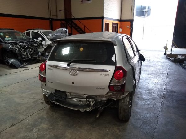 Etios-HB-15-Automatico-2018-sucata-marca-auto-pecas-pinhais