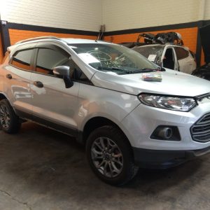 lateral Ford Ecosport