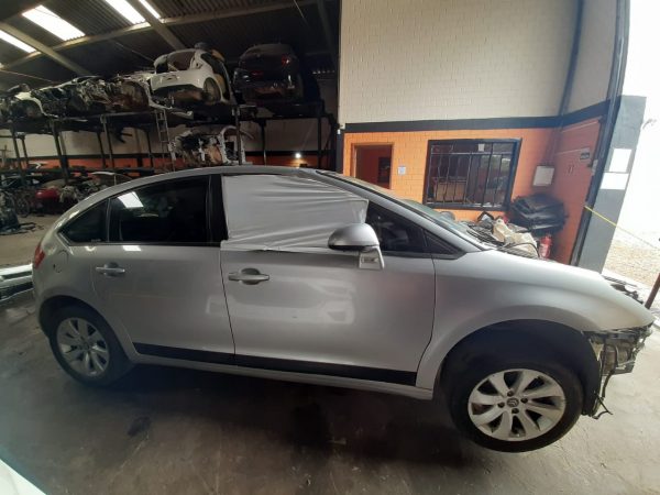 Sucata citroen C4 GLX Mecânico 2.0 16v 2010