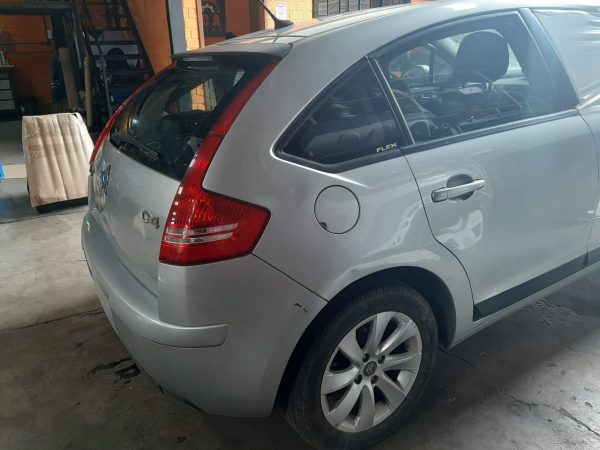 Sucata citroen C4 GLX Mecânico 2.0 16v 2010